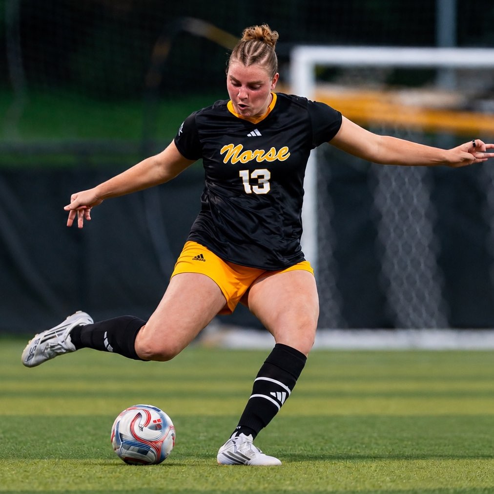 Sophia Kapszukiewicz athlete profile head shot