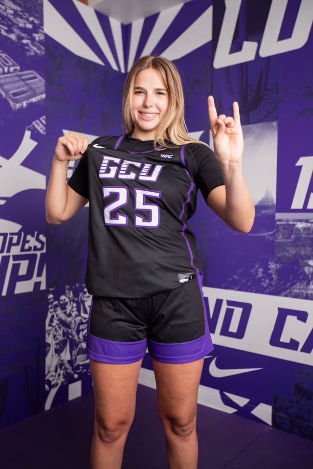Athlete profile featured image number 3 of 4