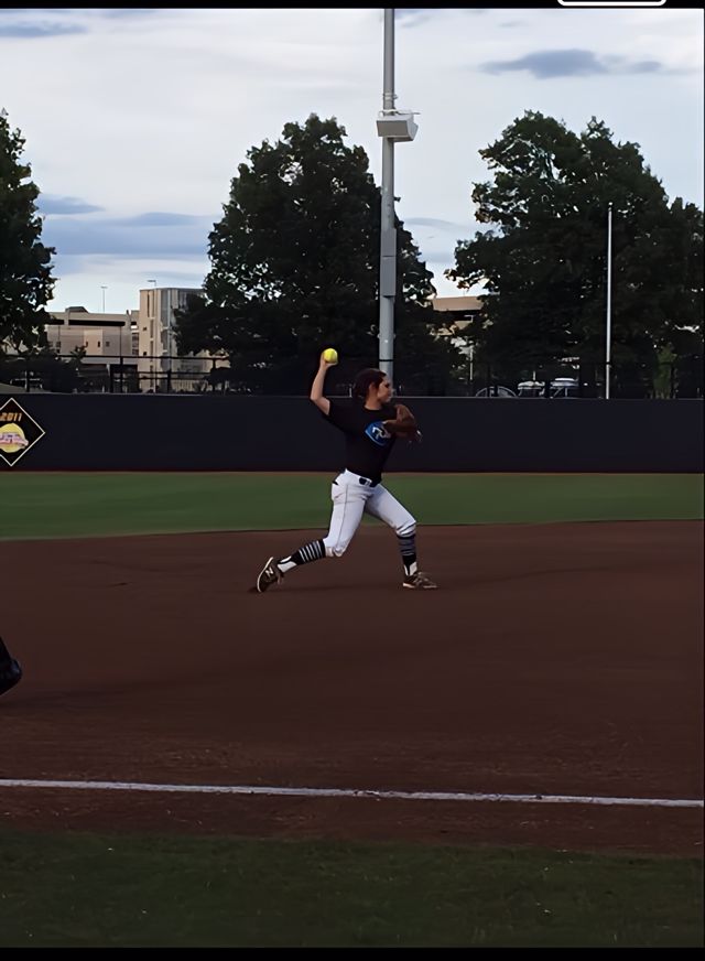 Athlete profile featured image number 2 of 4