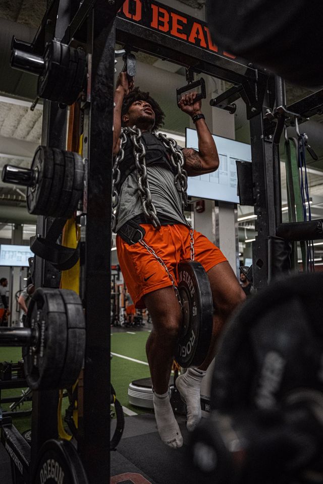 Athlete profile featured image number 1 of 5