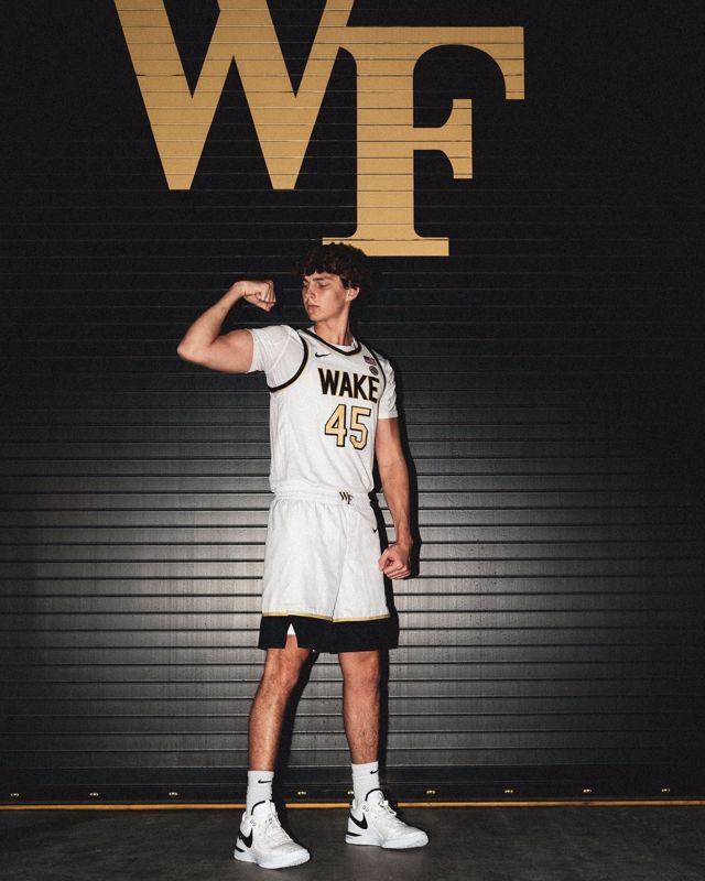 Athlete profile featured image number 2 of 4