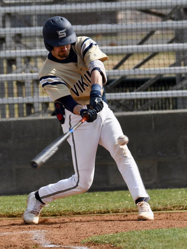 Athlete profile featured image number 3 of 4
