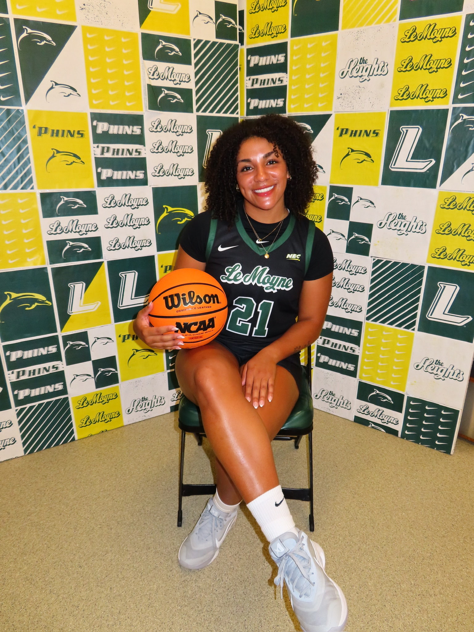 Amya McLeod athlete profile head shot