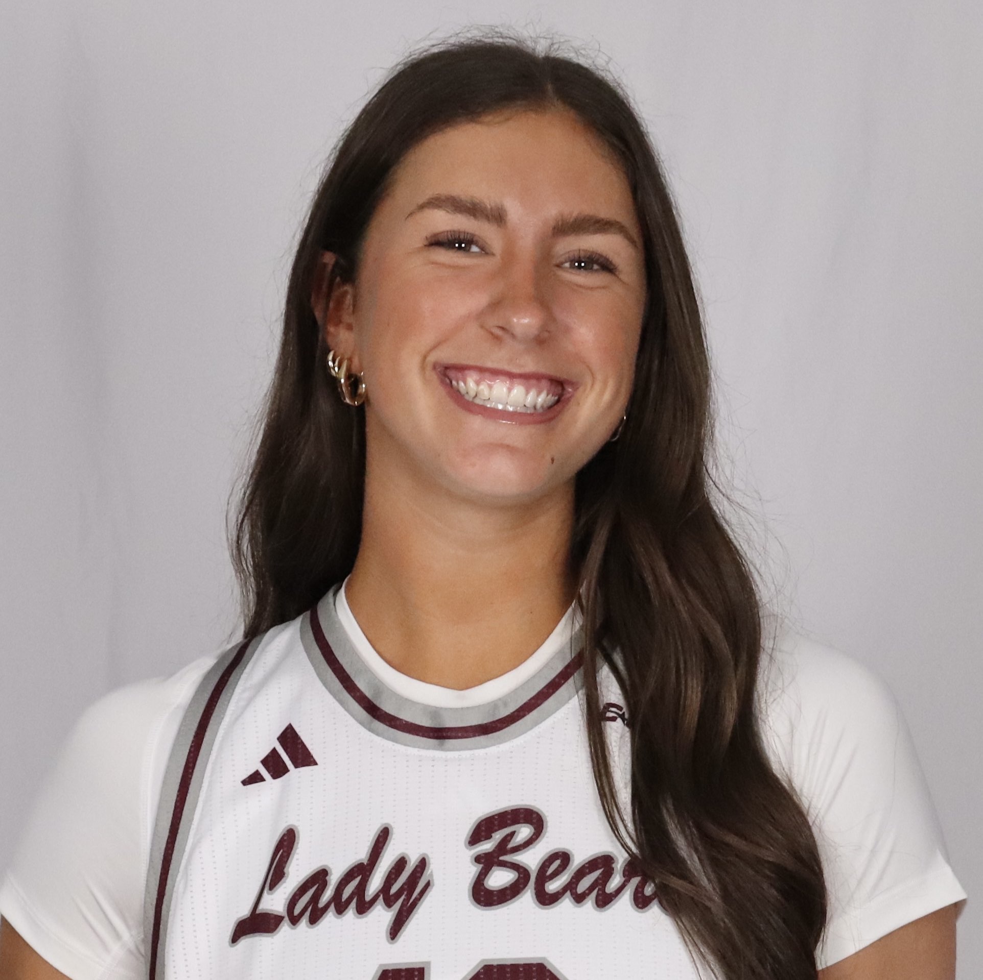 Hannah Linthacum athlete profile head shot