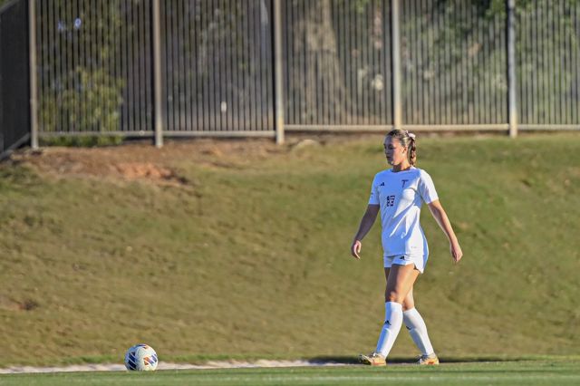 Athlete profile featured image number 1 of 5