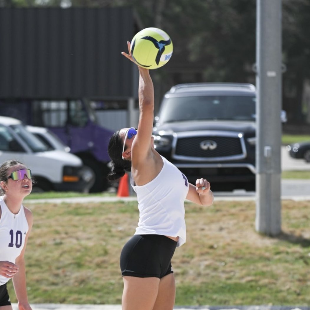 Aliana Rojas athlete profile head shot
