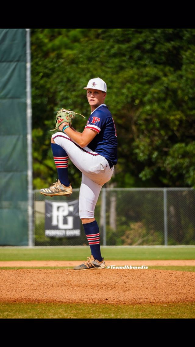 Athlete profile featured image number 1 of 5