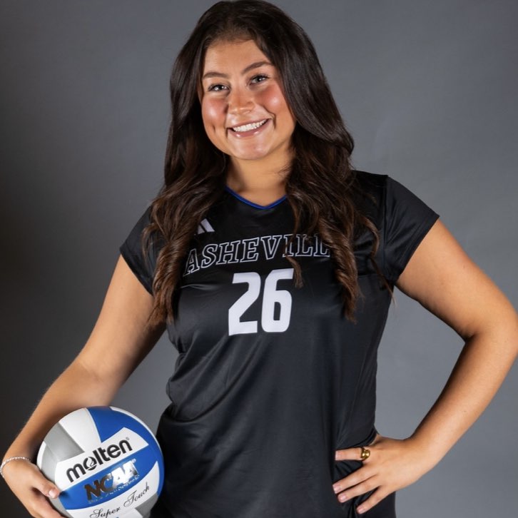 Ella Stroehmann athlete profile head shot