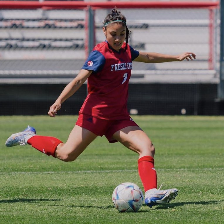 Lizbeth De Loera, Fresno State Bulldogs - NIL Profile - Opendorse