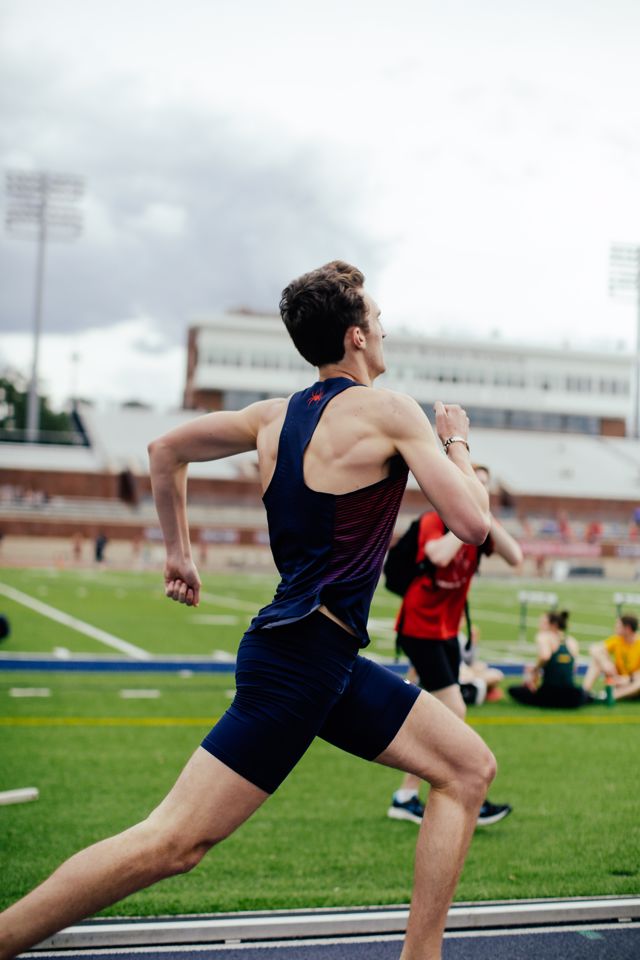 Athlete profile featured image number 2 of 4