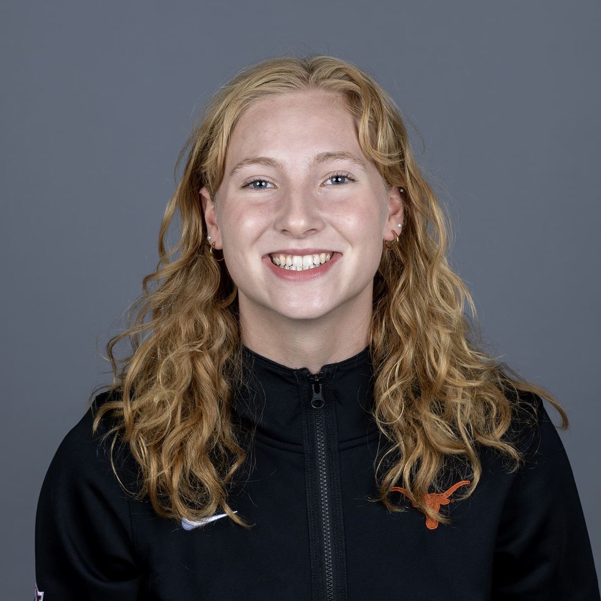 Alexa Fulton athlete profile head shot