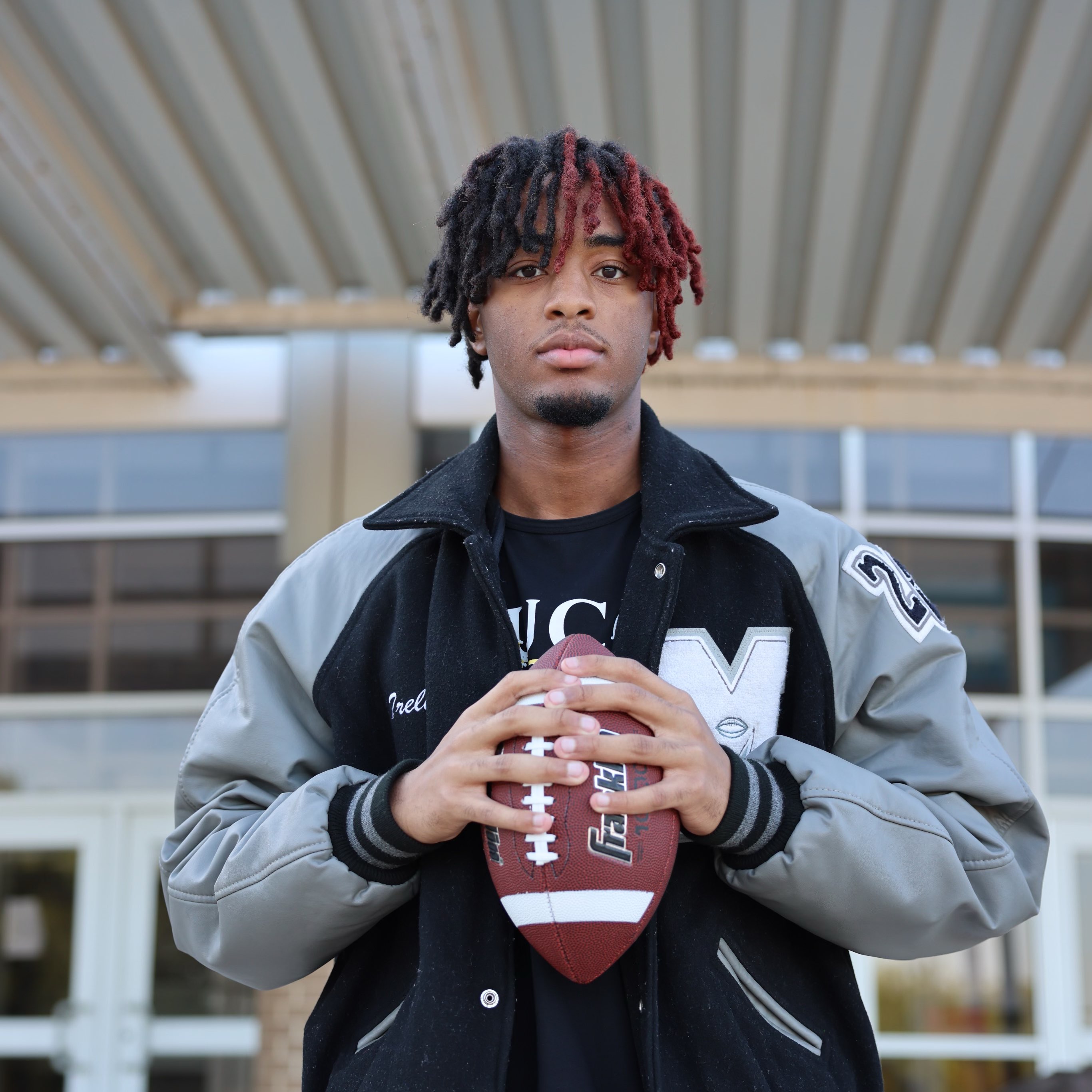 Trelon Washington athlete profile head shot