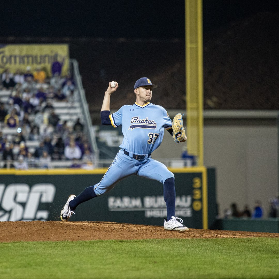 Evan Holewinski athlete profile head shot
