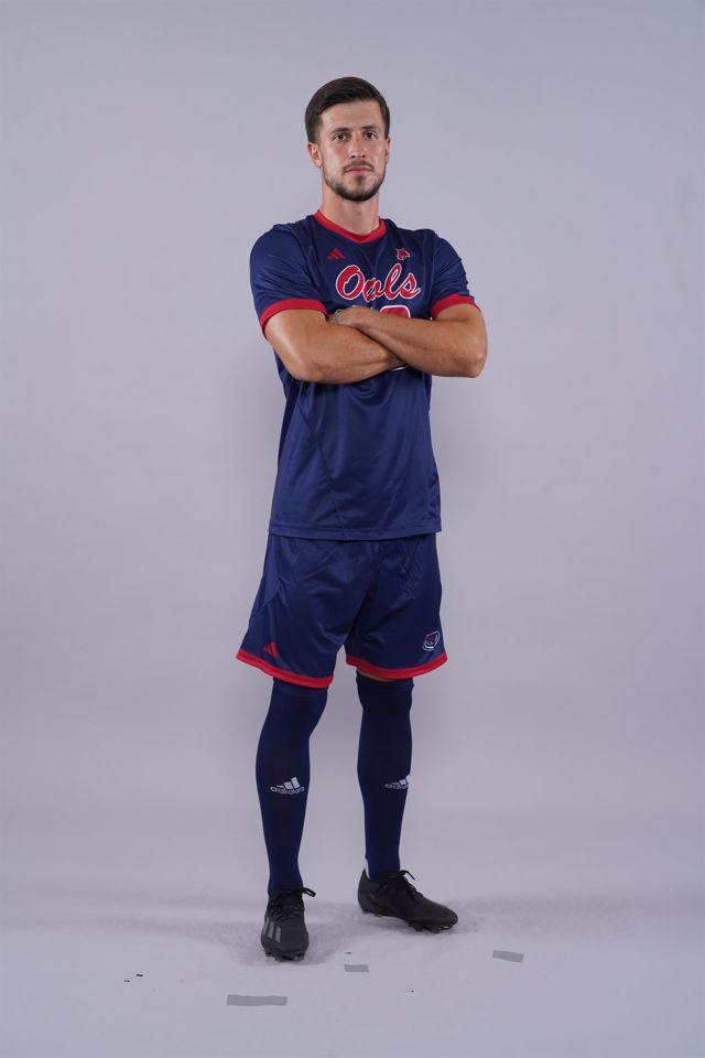 Athlete profile featured image number 1 of 5