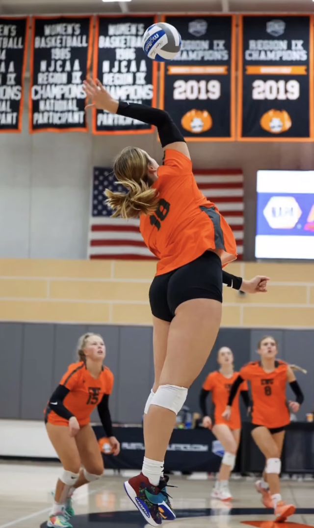 Athlete profile featured image number 2 of 4