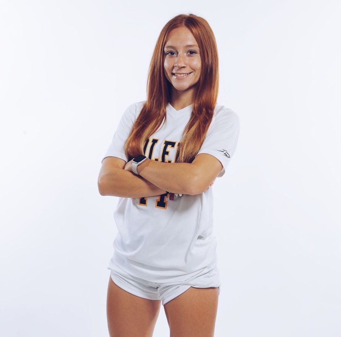 Keeley Clinton athlete profile head shot