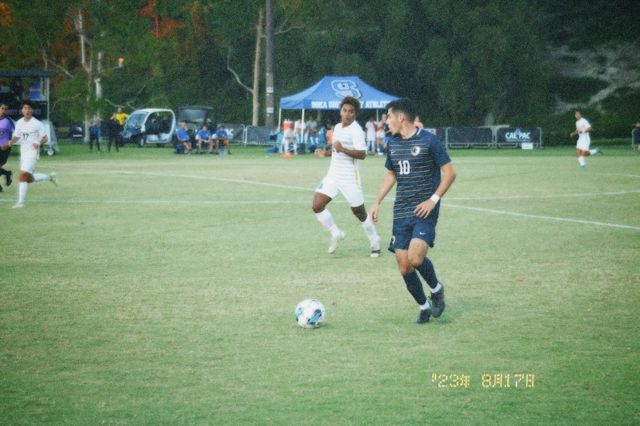 Athlete profile featured image number 3 of 4