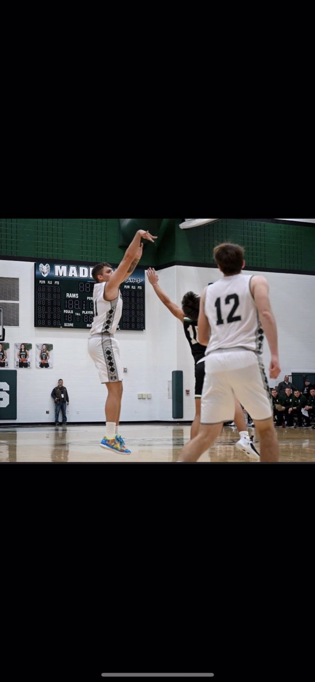 Athlete profile featured image number 1 of 5