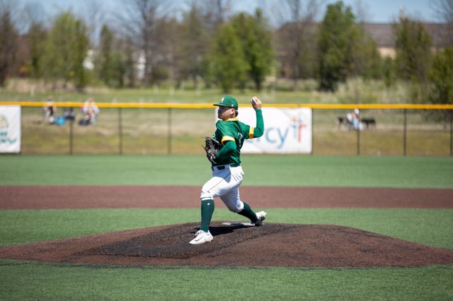 Athlete profile featured image number 2 of 4