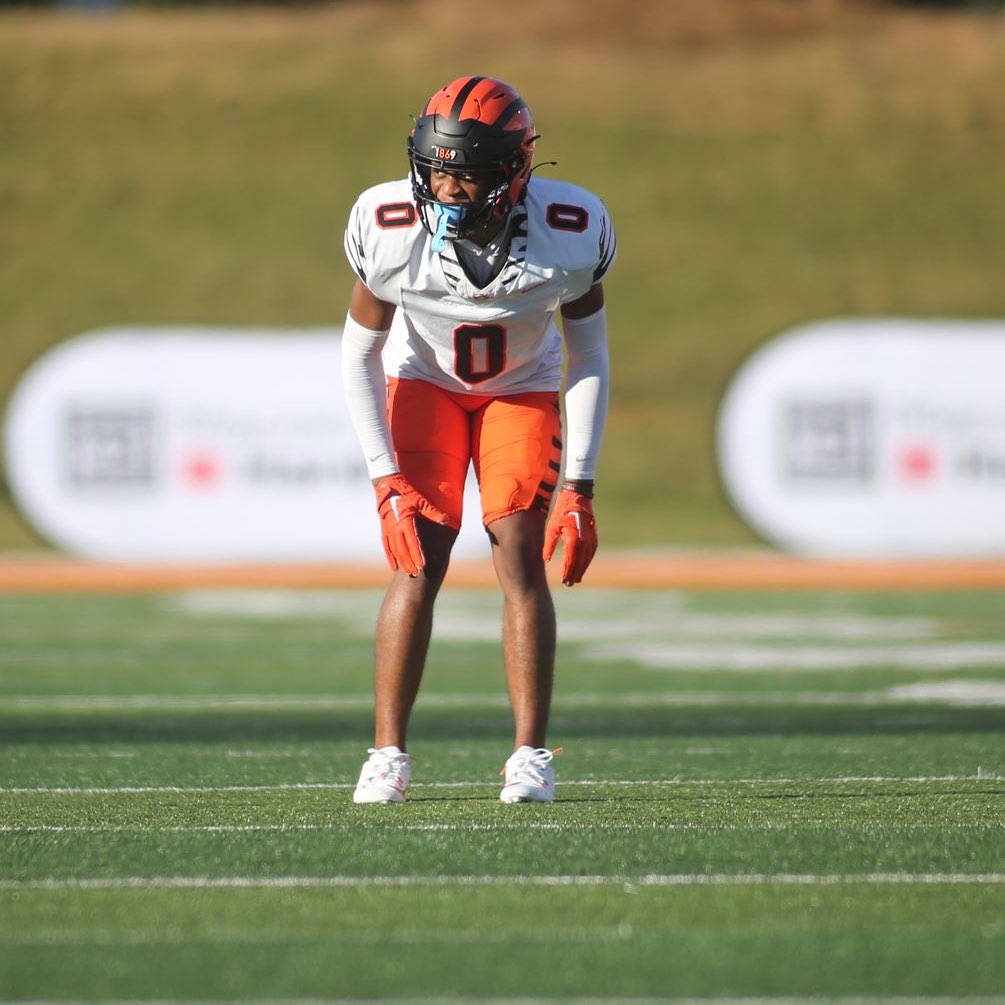 Torian Roberts athlete profile head shot