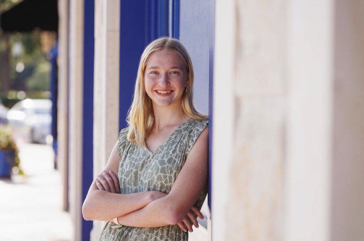 Helen Ullrich athlete profile head shot