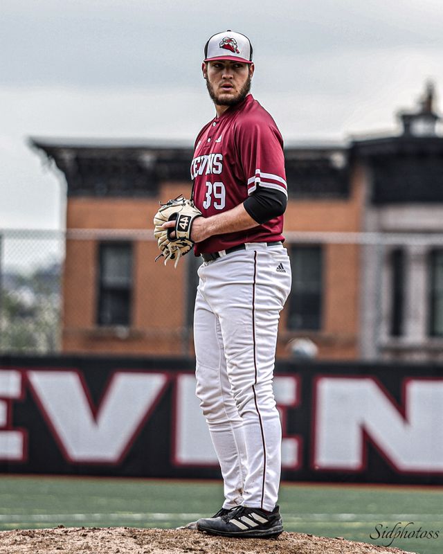 Athlete profile featured image number 1 of 4