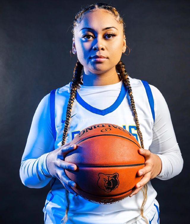 Athlete profile featured image number 5 of 8