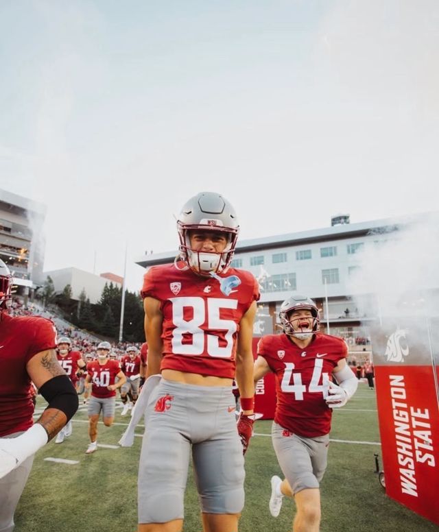 Athlete profile featured image number 4 of 6