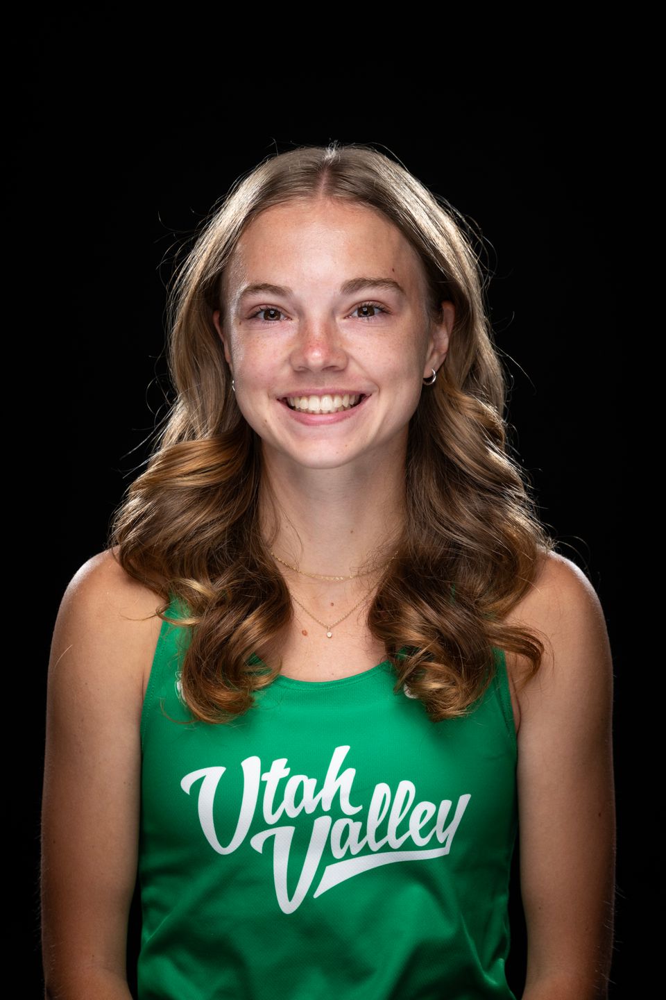 Madeleine Passmore athlete profile head shot