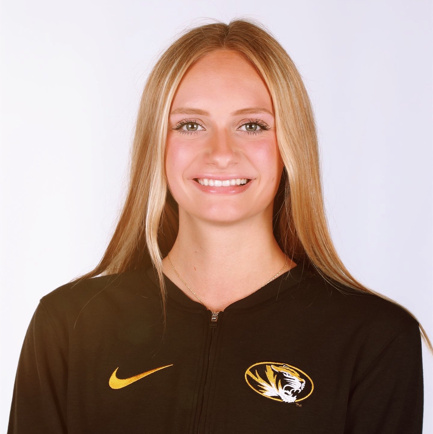 Francesca Smith athlete profile head shot