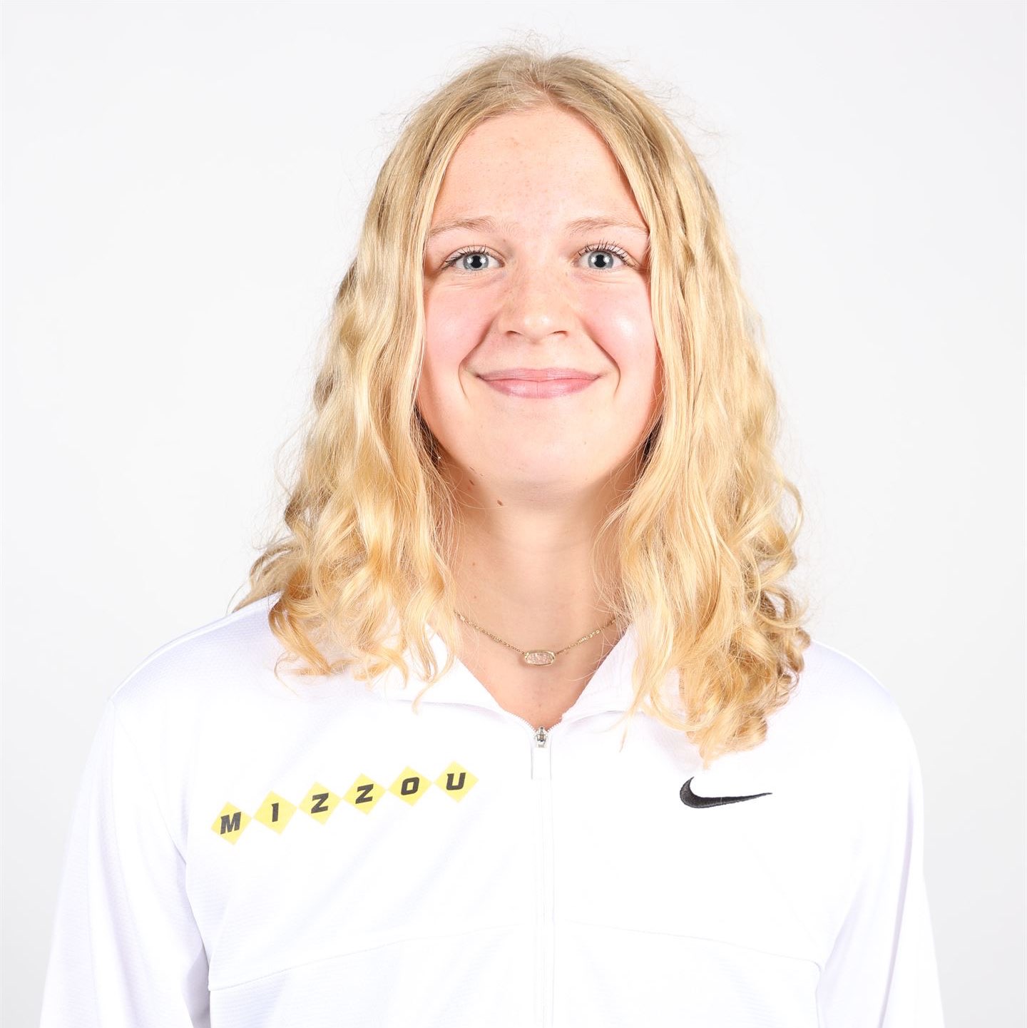 Zara Zallen athlete profile head shot