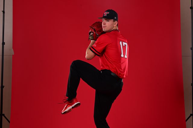 Athlete profile featured image number 4 of 5