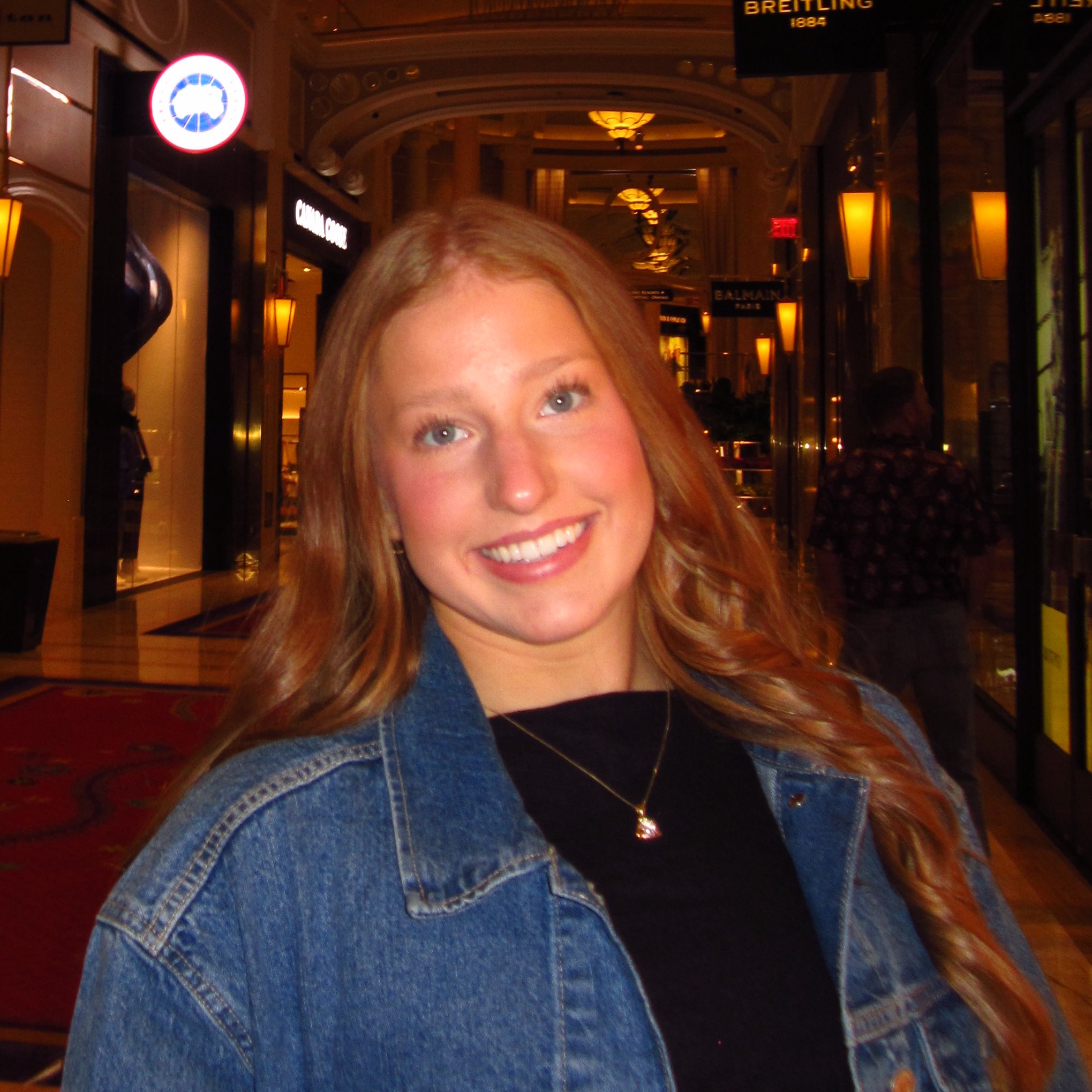 Eveylynn Lowe athlete profile head shot