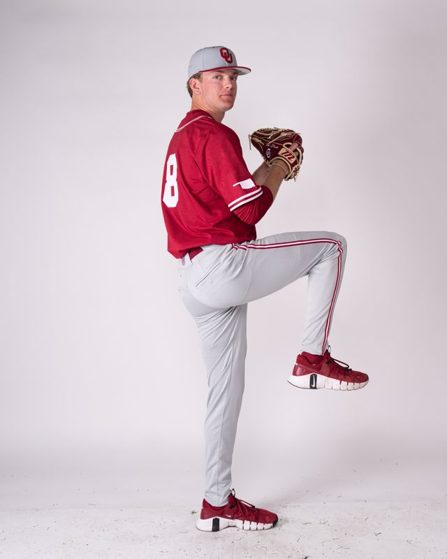 Athlete profile featured image number 1 of 4