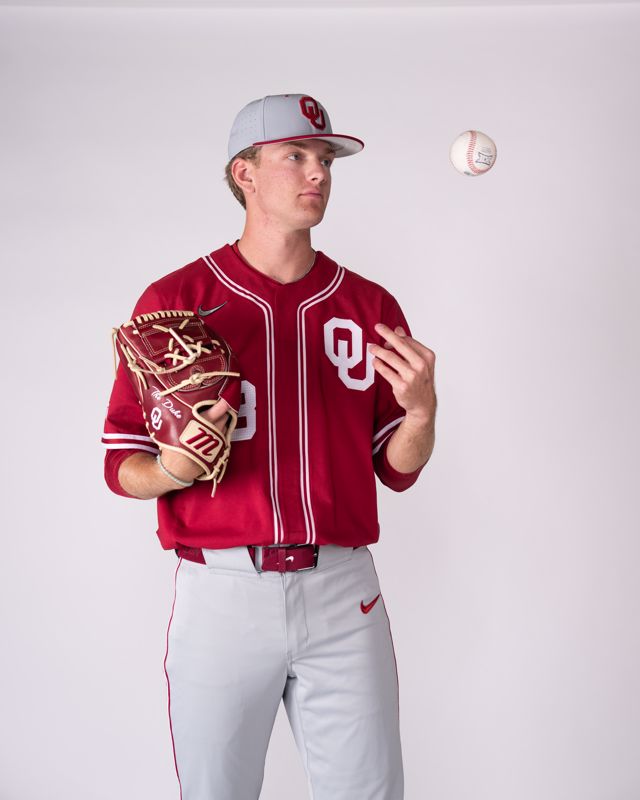 Athlete profile featured image number 2 of 4