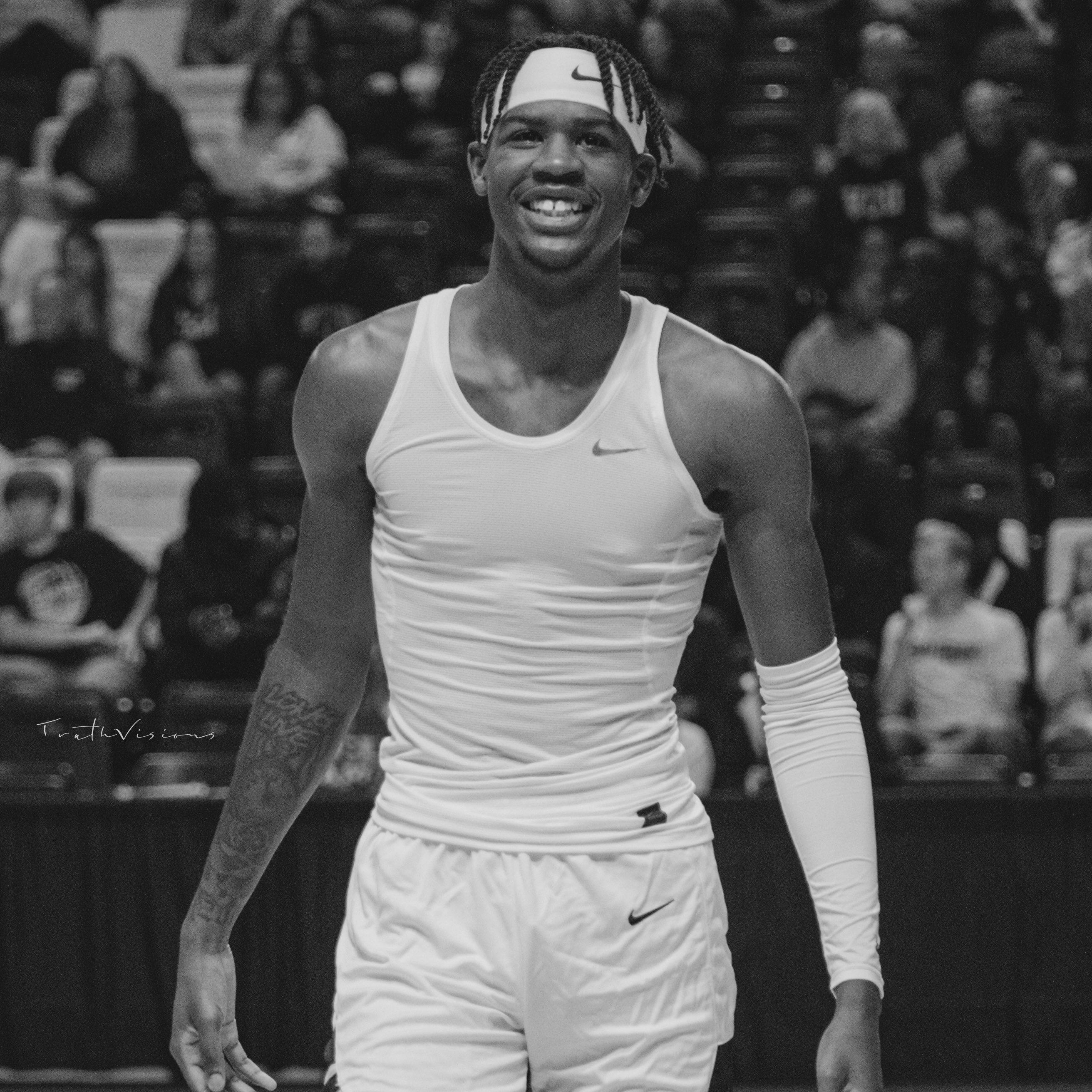 Alphonzo Billups athlete profile head shot