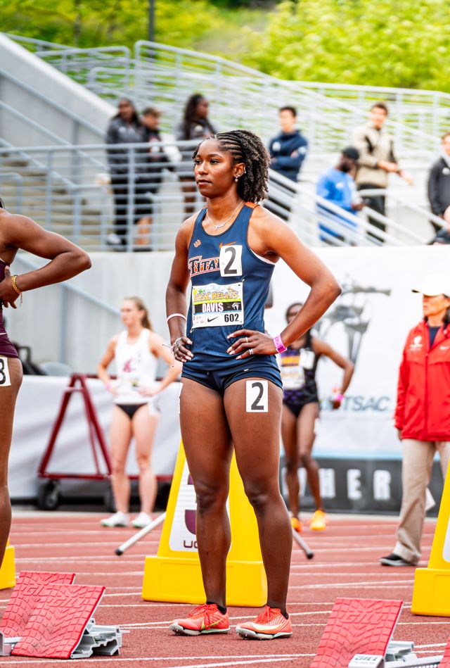 Athlete profile featured image number 3 of 4
