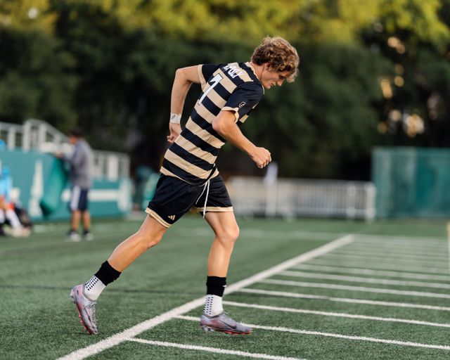 Athlete profile featured image number 2 of 4