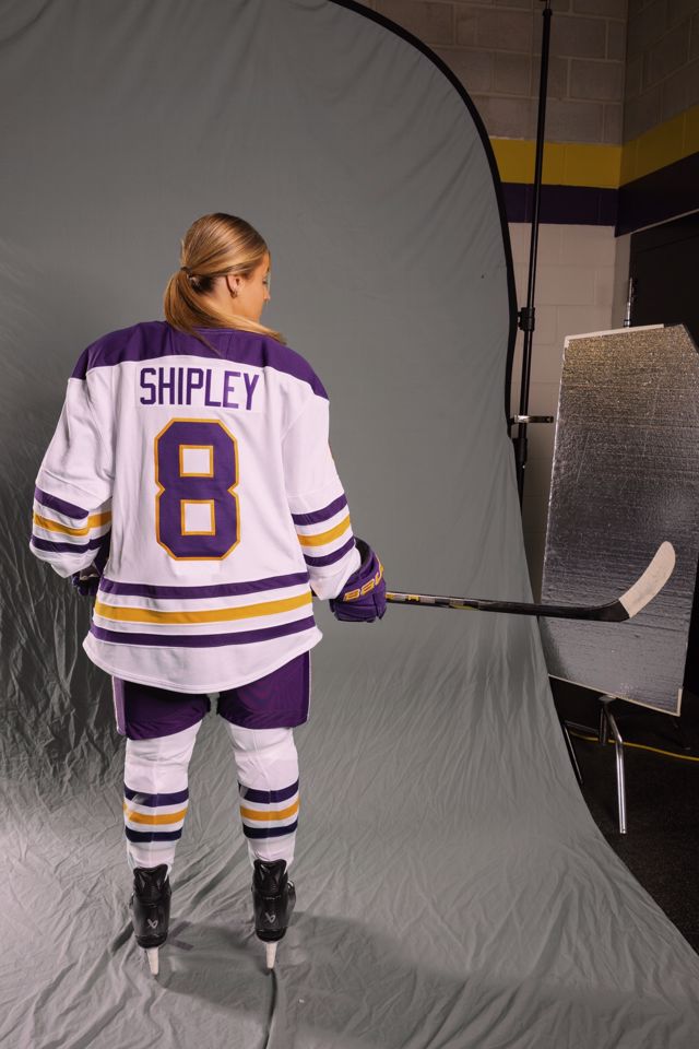 Athlete profile featured image number 4 of 4