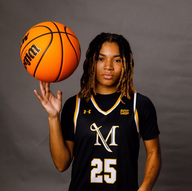 Athlete profile featured image number 1 of 4