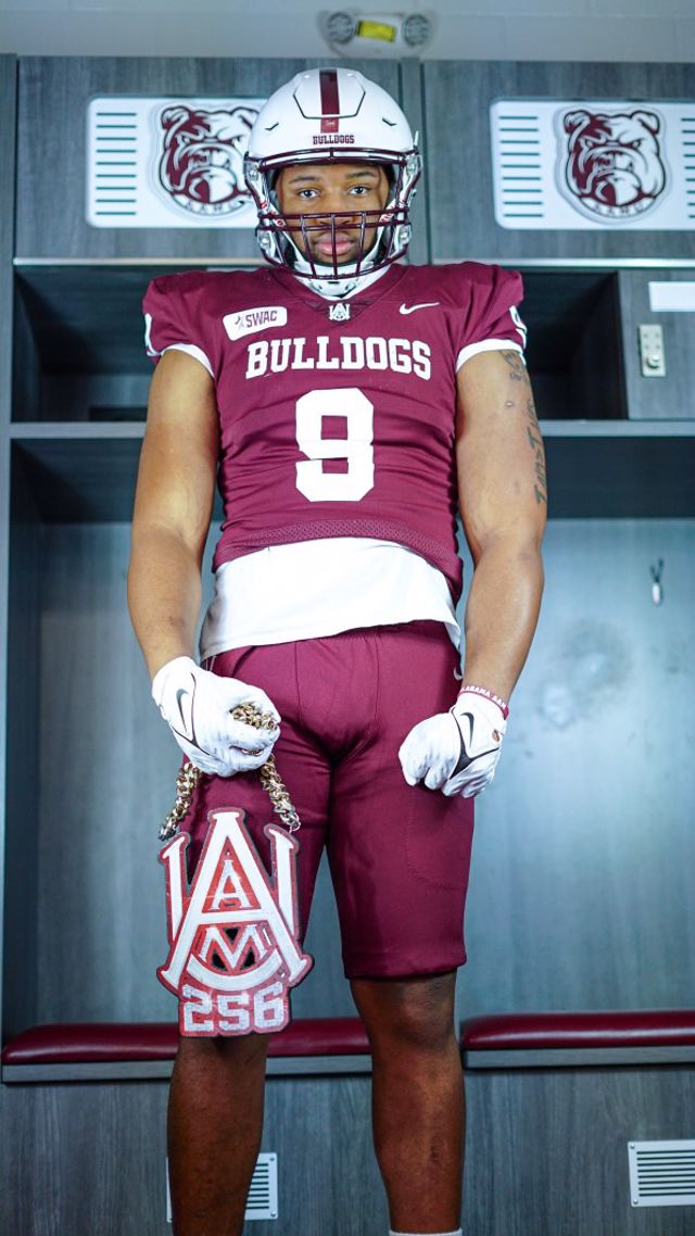 Athlete profile featured image number 4 of 4