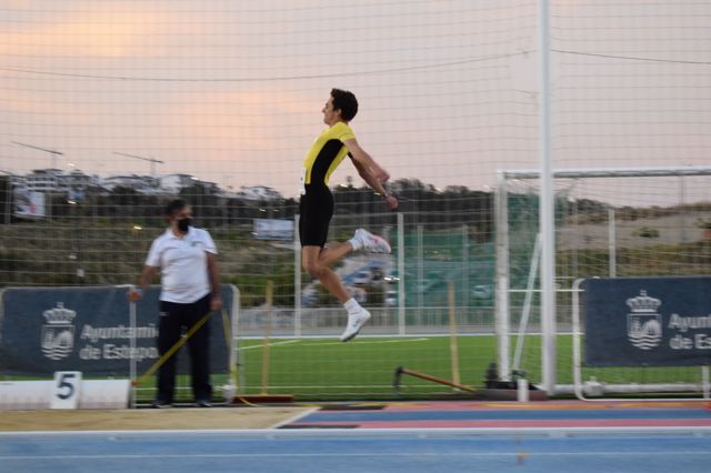 Athlete profile featured image number 2 of 5