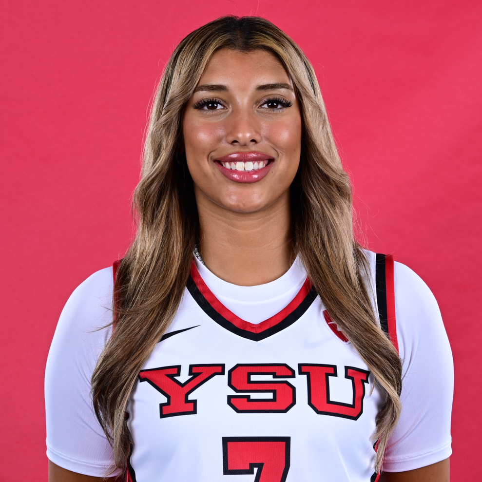 Paulina Hernandez athlete profile head shot