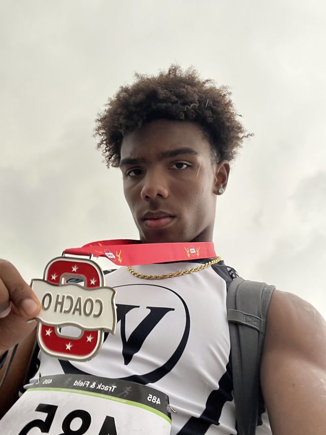 Athlete profile featured image number 1 of 4