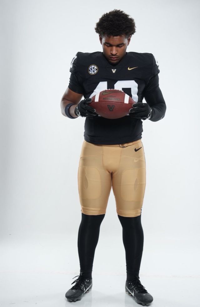 Athlete profile featured image number 2 of 4