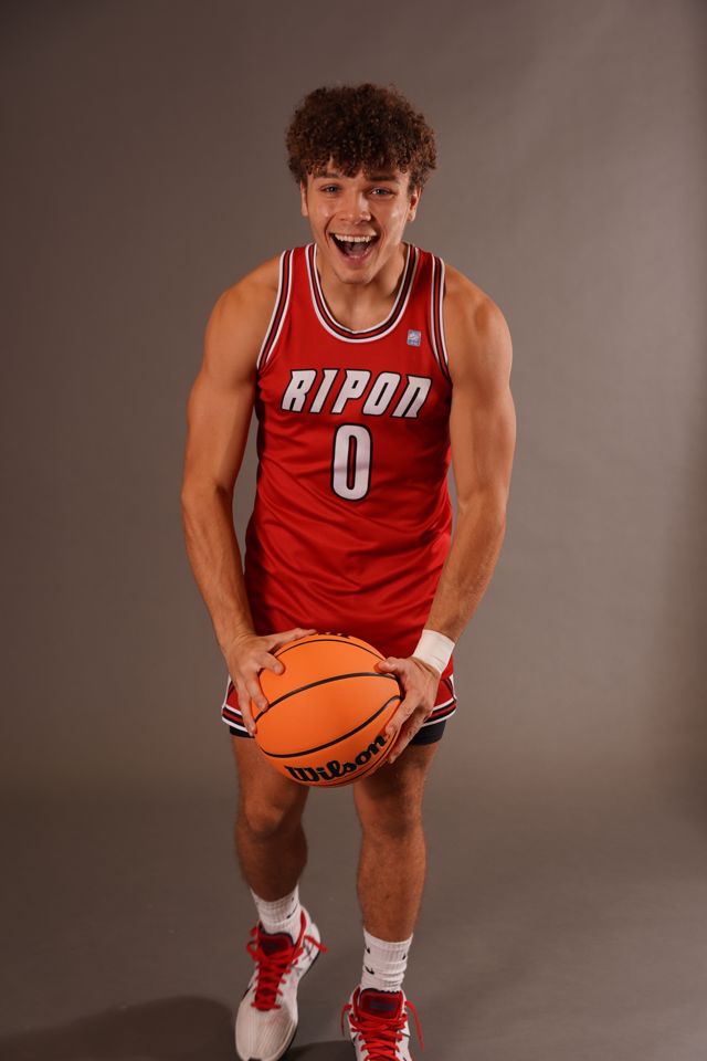 Athlete profile featured image number 2 of 4