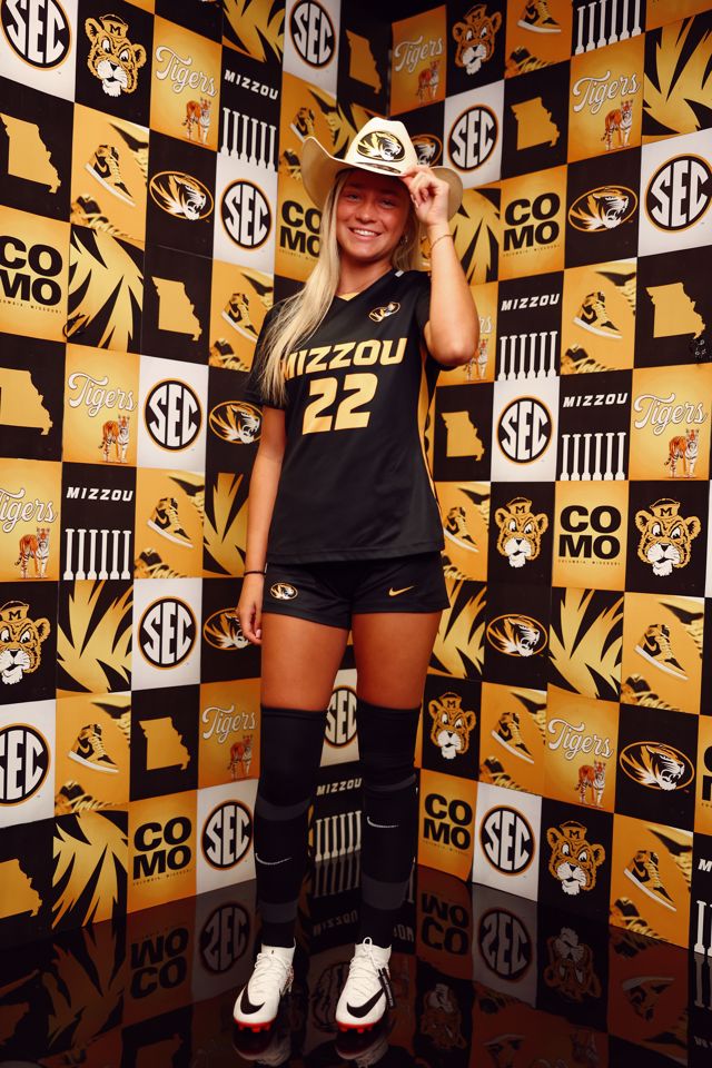 Athlete profile featured image number 1 of 4