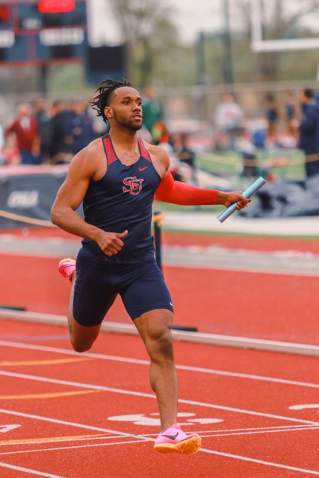 Athlete profile featured image number 1 of 5