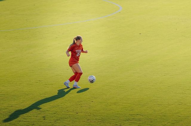 Athlete profile featured image number 1 of 10