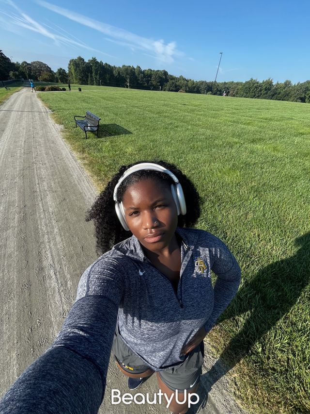 Athlete profile featured image number 4 of 4